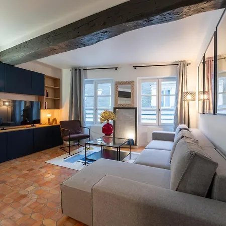 Bright Modern Vintage Renovated Flat In Le Marais Appartamento Parigi